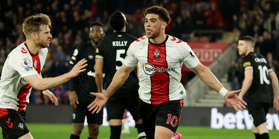 Wolves: Lopetegui Eyeing Up Bargain Swoop For Relegated Striker
