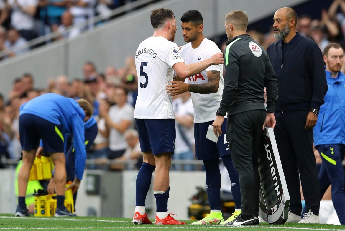 Cristian Romero: Spurs get injury boost